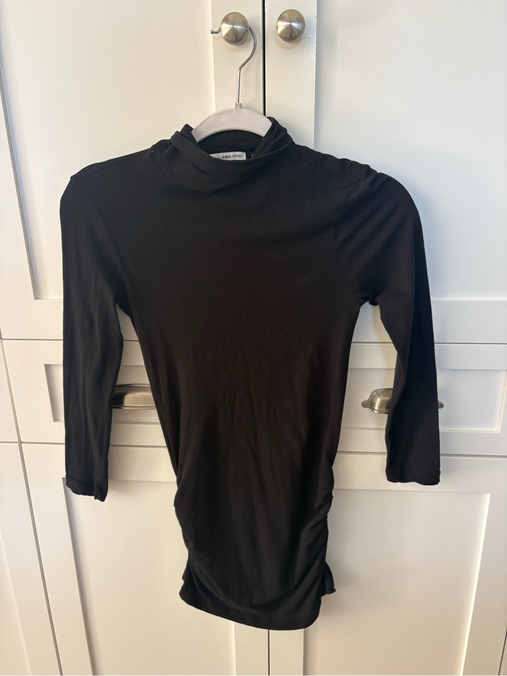 James perse black turtleneck
